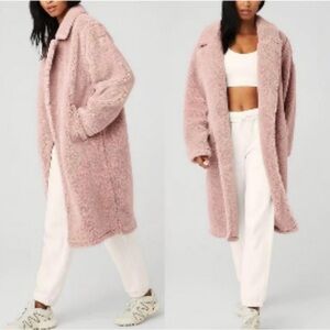 ALO YOGA Oversized Sherpa Trench in Dusty Pink (S)